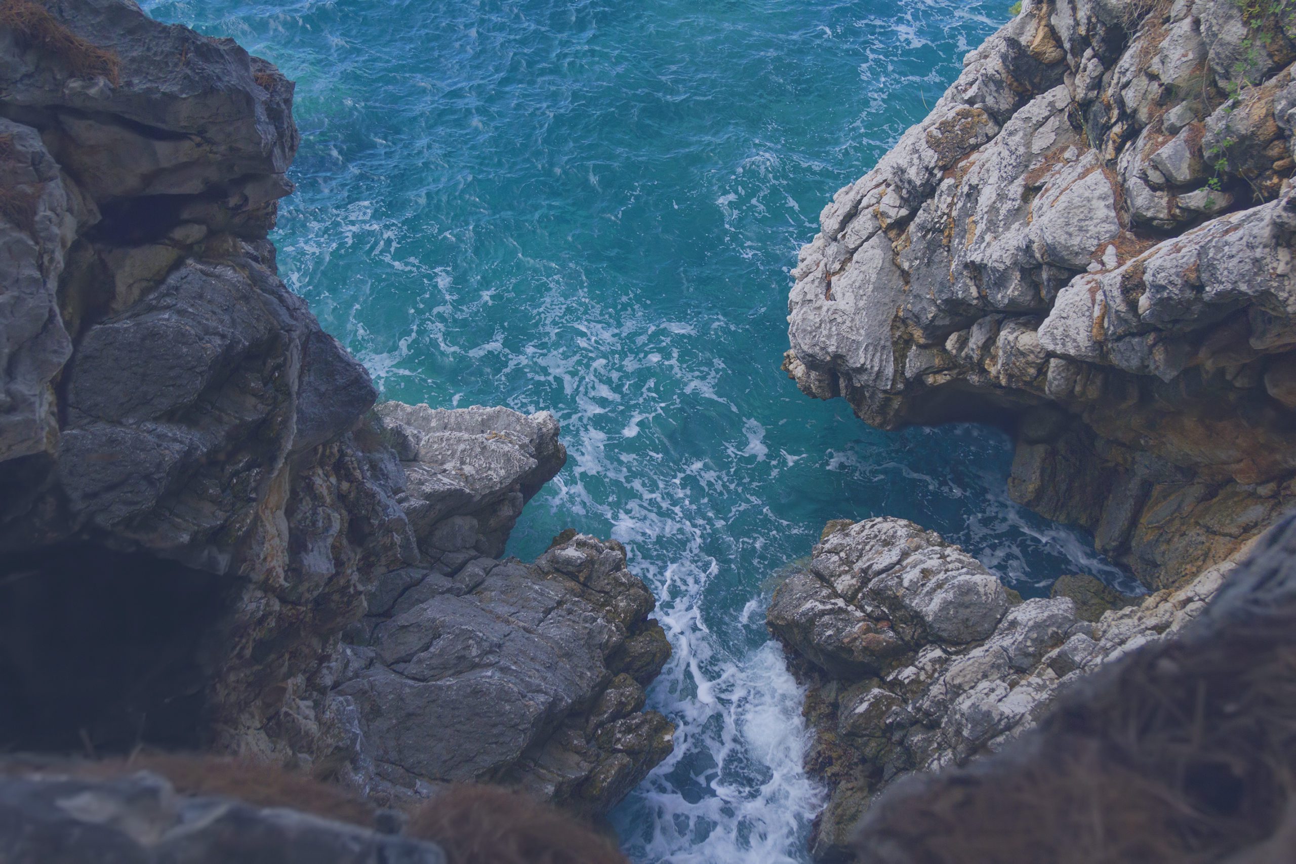 Sea view from a steep cliff.